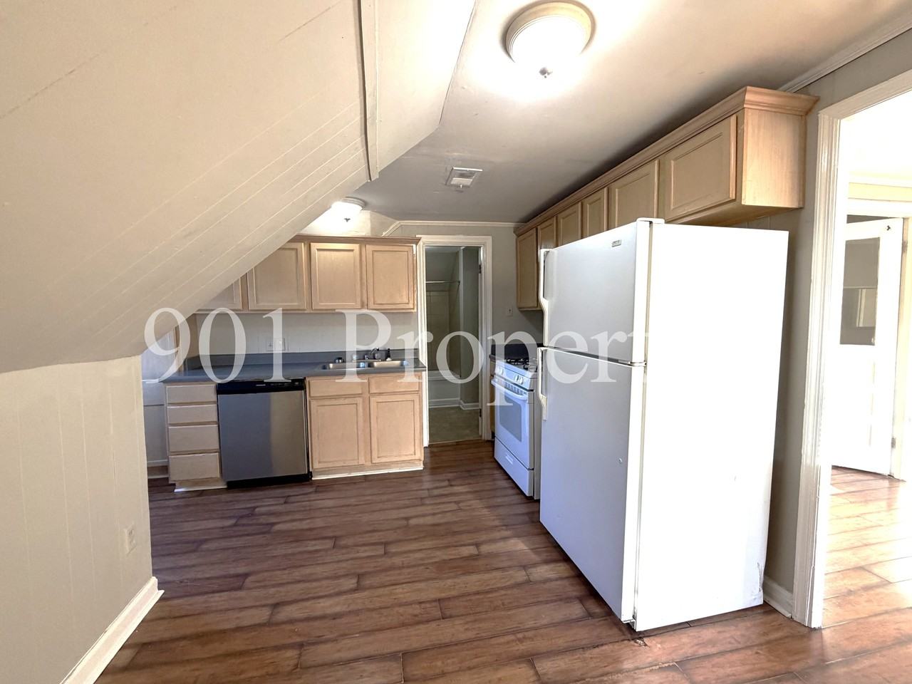 1267 Harbert Avenue - Photo 7 of 9