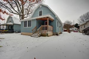 featured image of 1103 N Market St #1