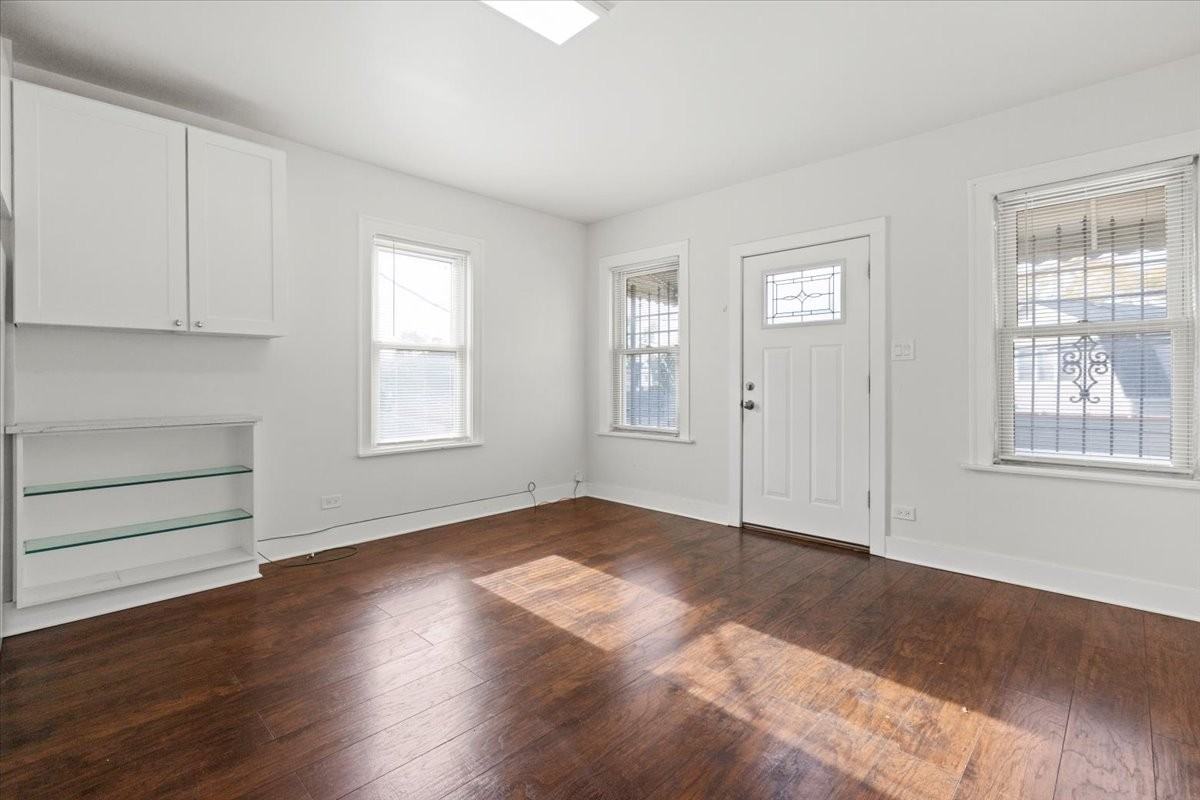 5742 N Milwaukee Ave #2A - Photo 2 of 10
