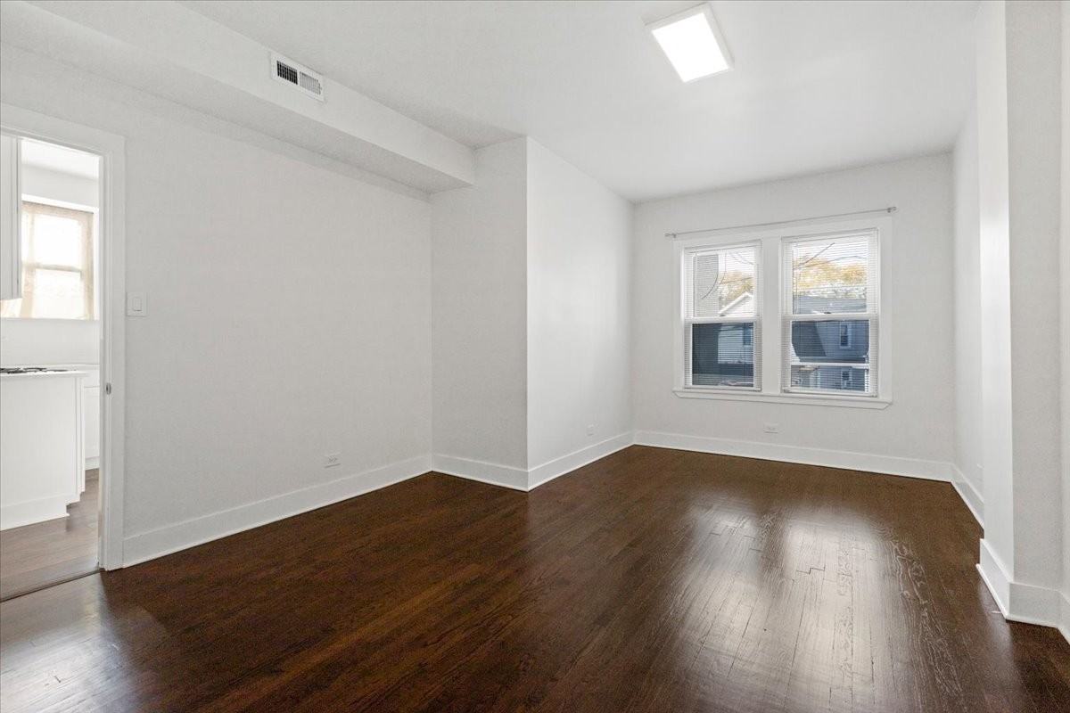 5742 N Milwaukee Ave #2A - Photo 6 of 10