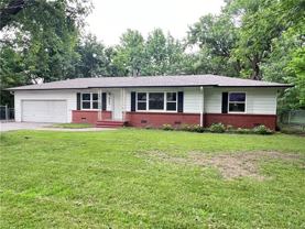 303 Harve St - Photo 1 of 1