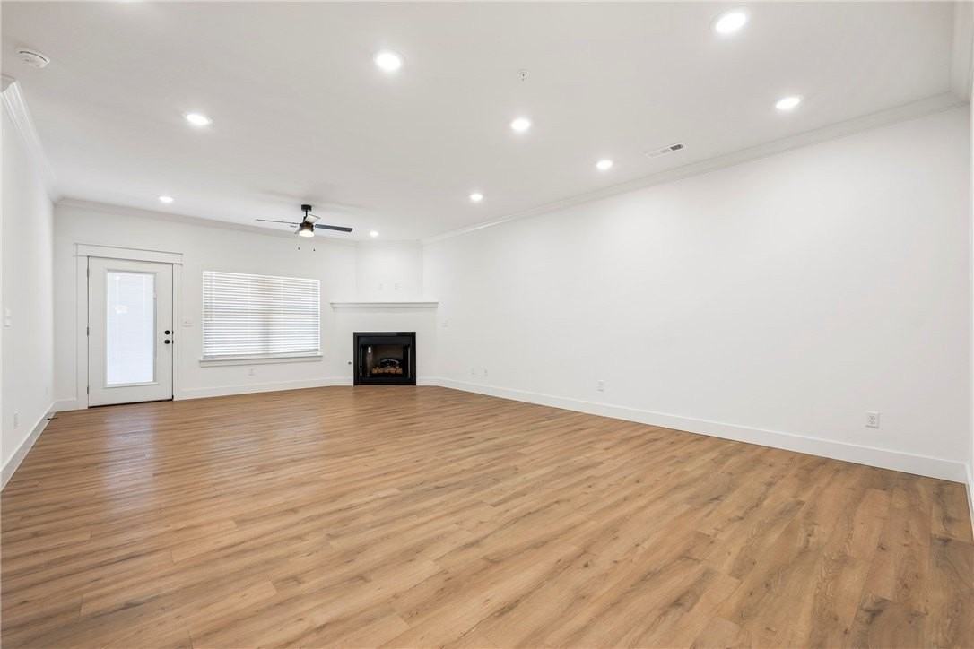 1610 S 17th Pl - Photo 4 of 29
