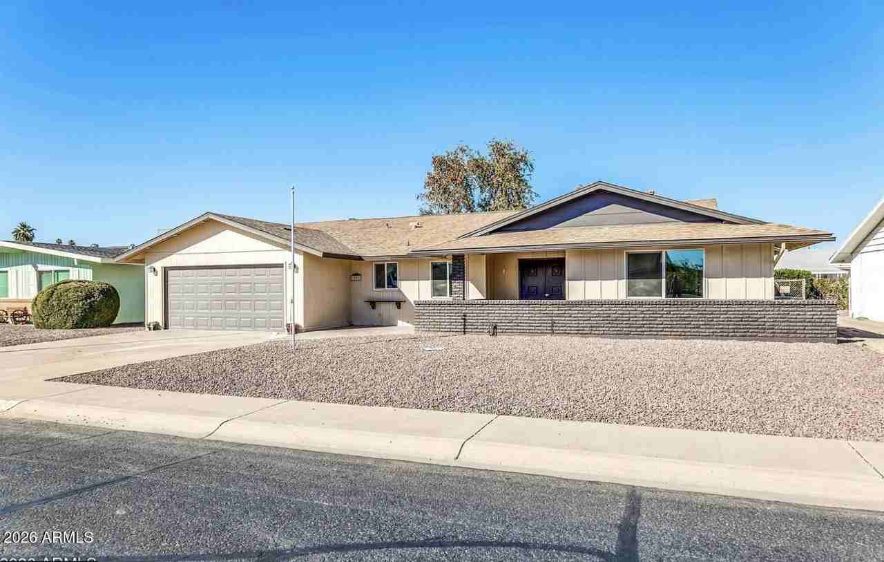 10602 W Cumberland Dr - Photo 6 of 30
