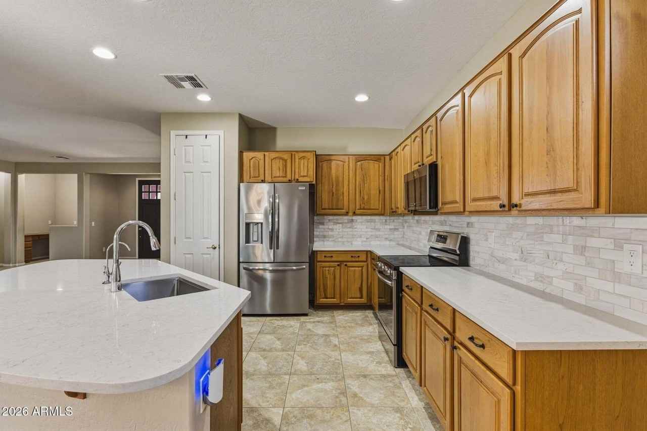 20288 N Harmony Pass - Photo 7 of 25