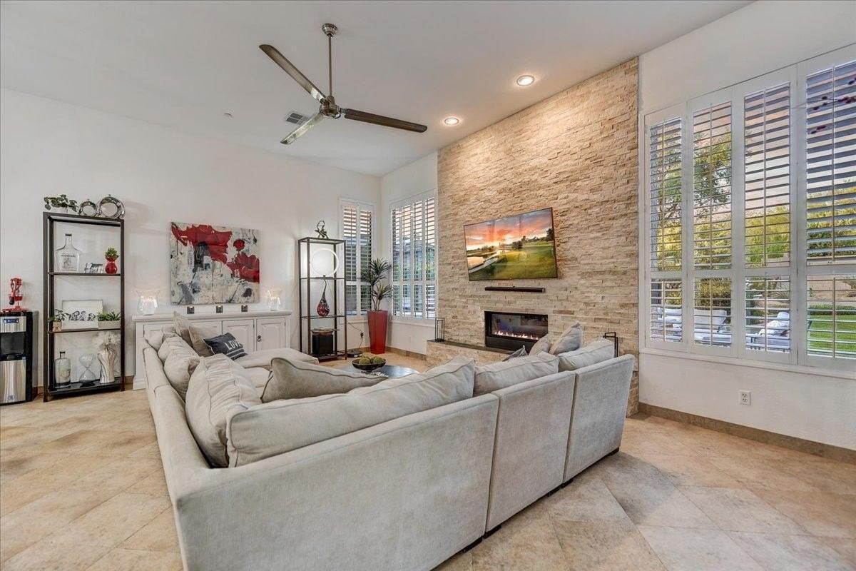24543 N 76th Pl - Photo 5 of 30