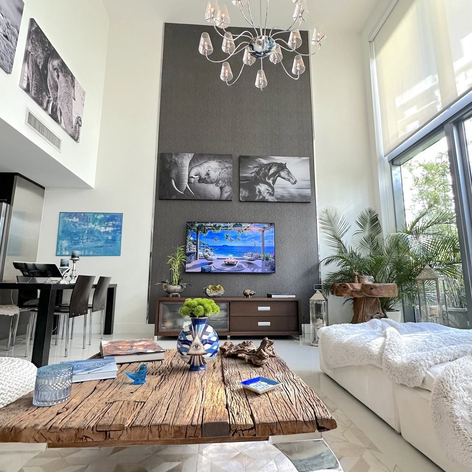 6000 Collins Ave #509
