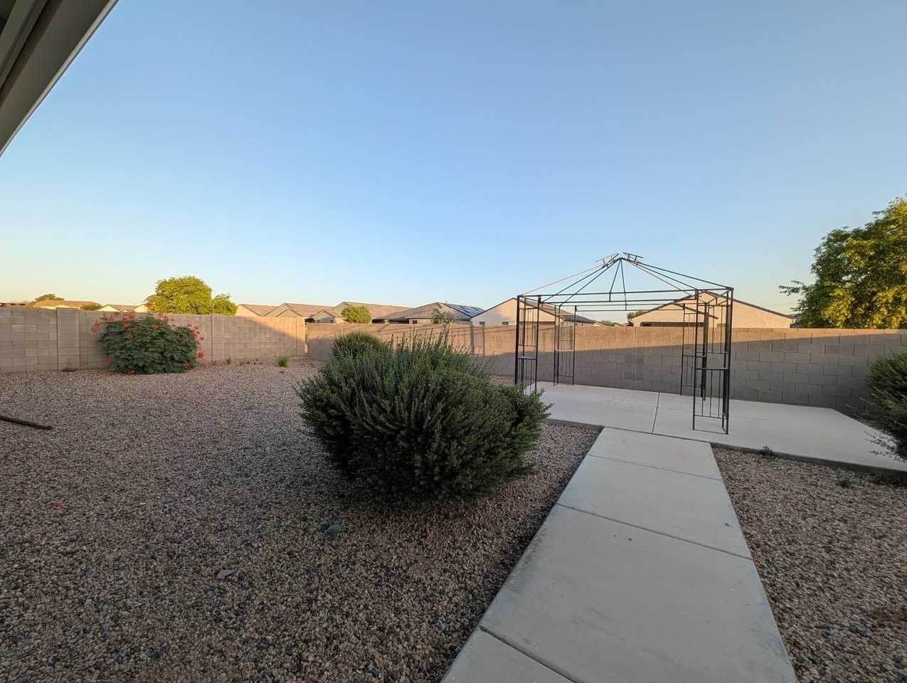 9407 E Alfalfa Dr - Photo 6 of 23
