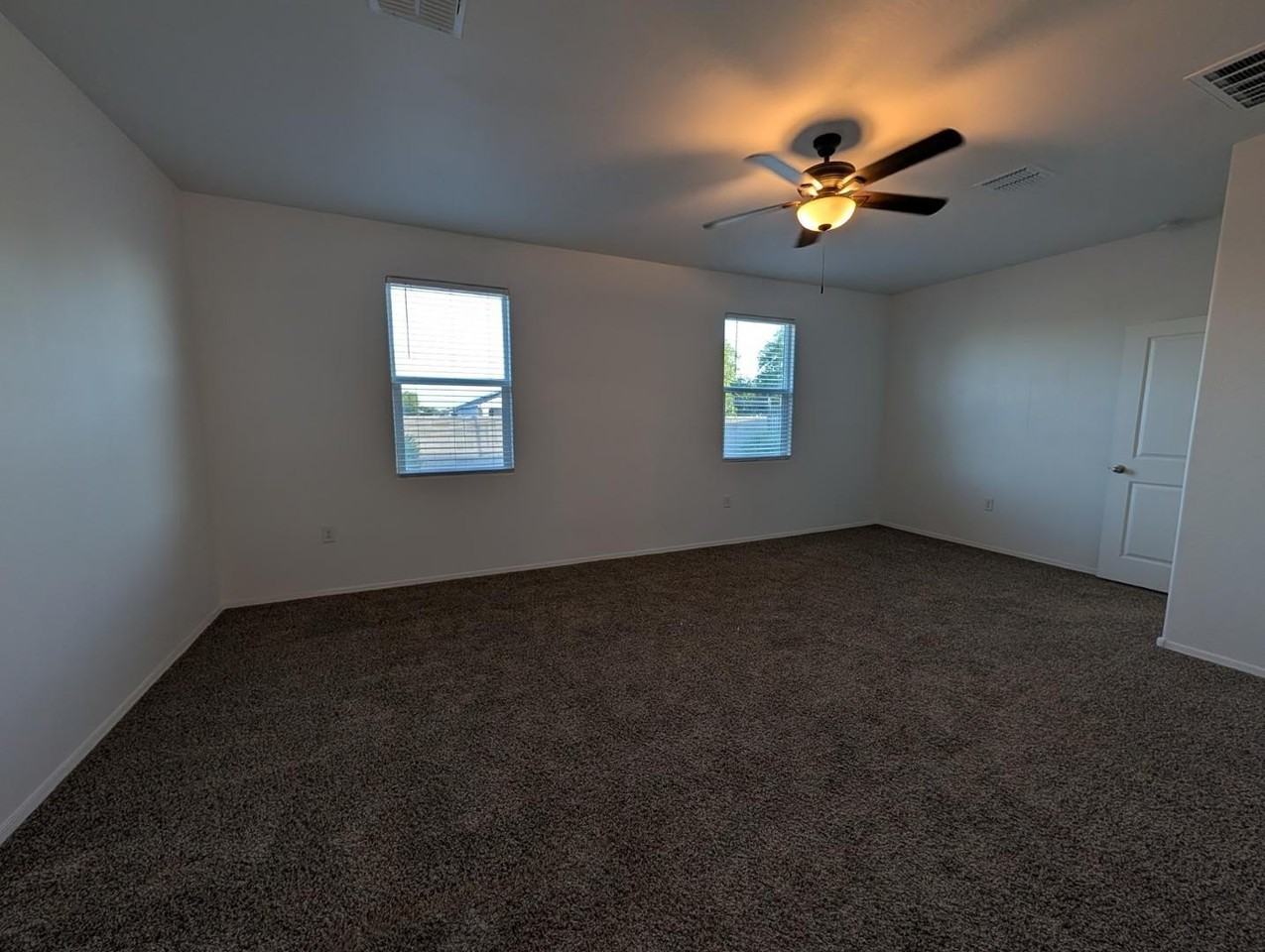 9407 E Alfalfa Dr - Photo 7 of 23