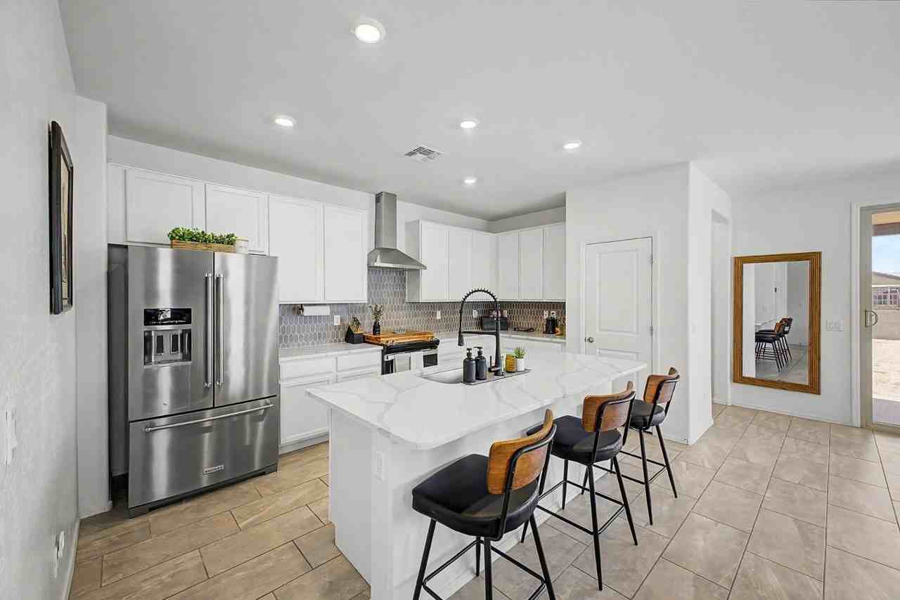 8345 W Fulton St - Photo 5 of 26