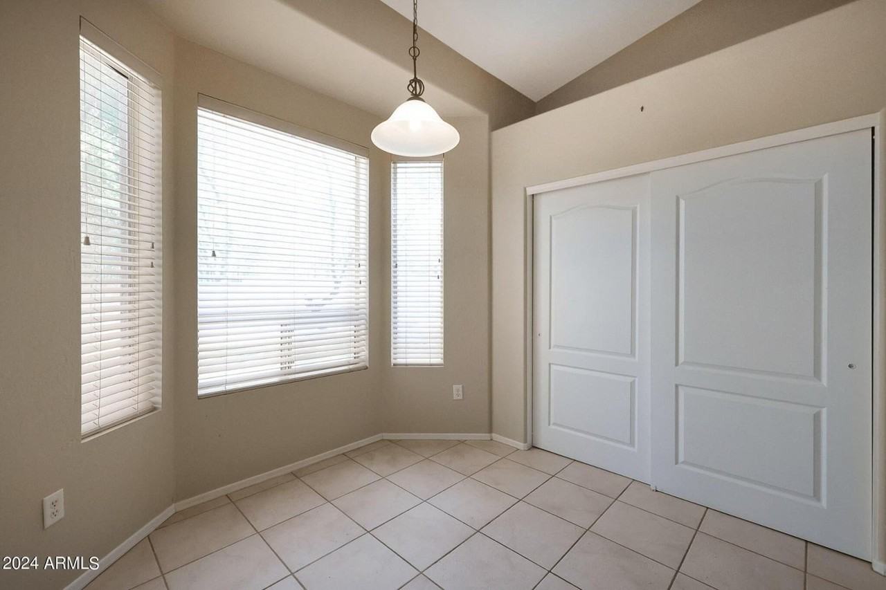 7632 E Snowdon Cir - Photo 6 of 25