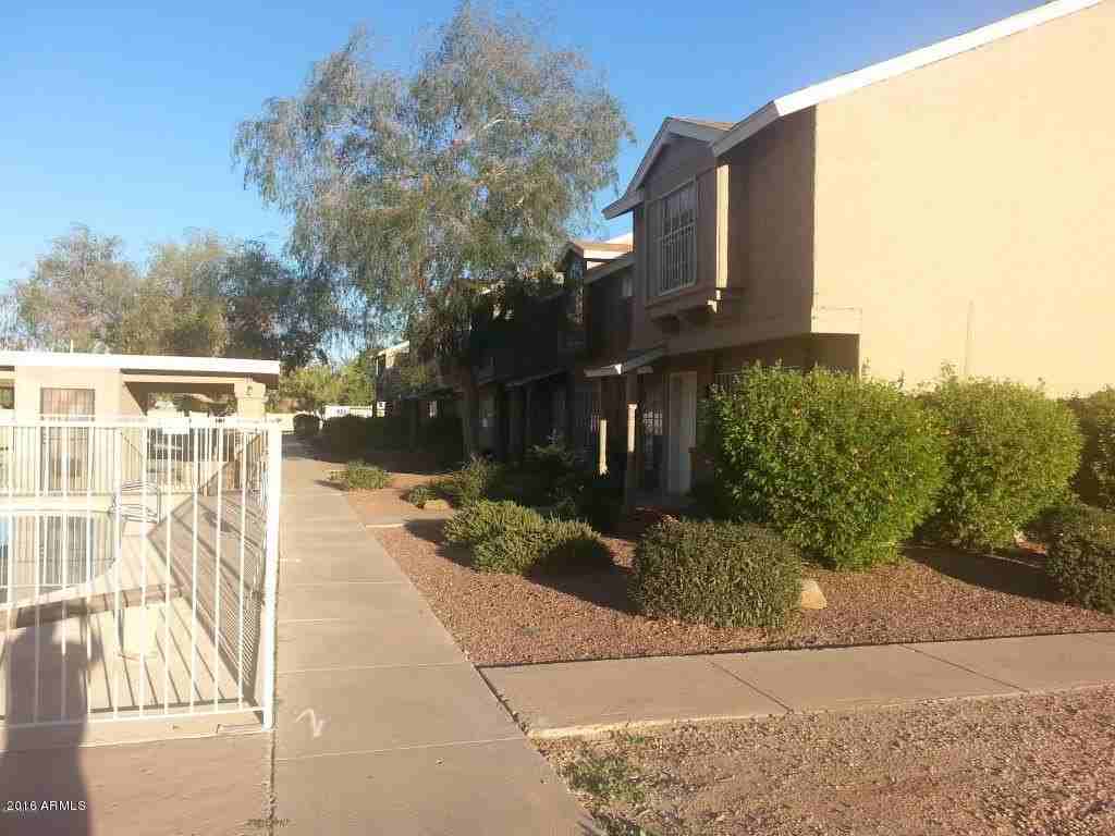 5813 N 59th Dr - Photo 2 of 16