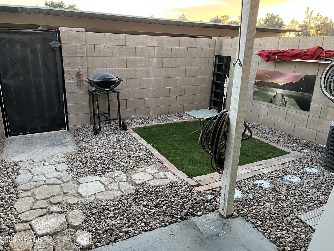 5813 N 59th Dr - Photo 5 of 16