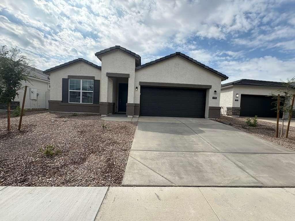 17745 W Turquoise Ave - Photo 2 of 32