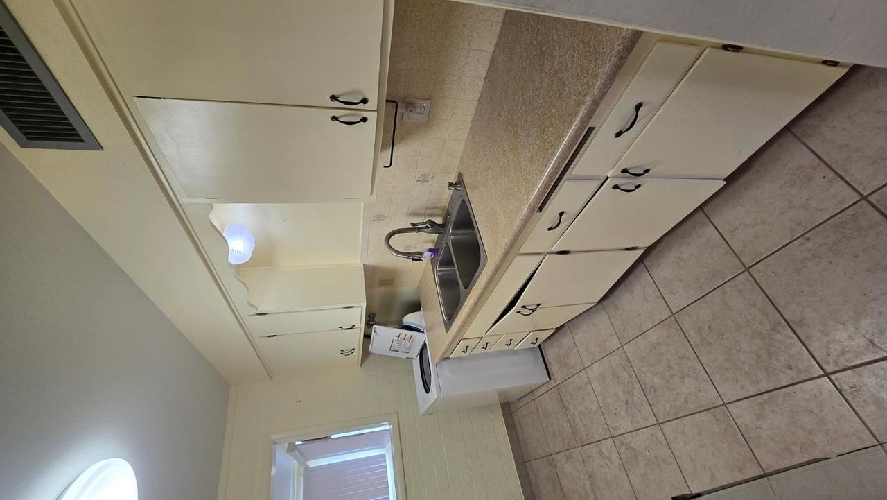 10806 N 110th Dr - Photo 6 of 22