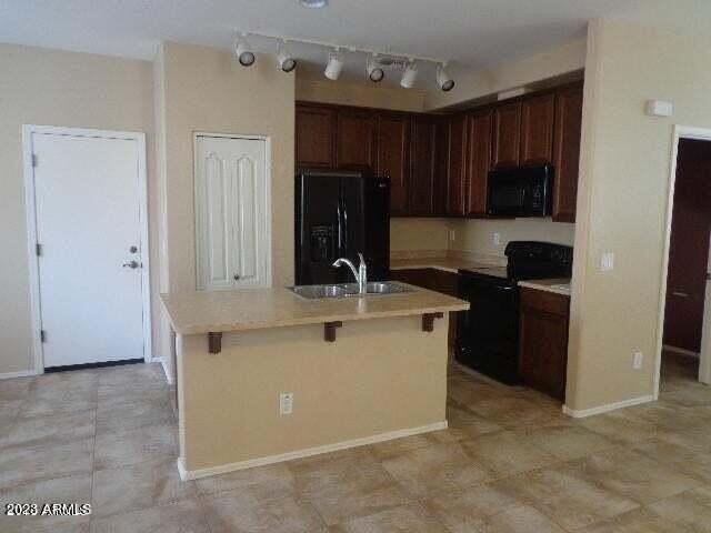 4060 E Tyson St - Photo 3 of 12
