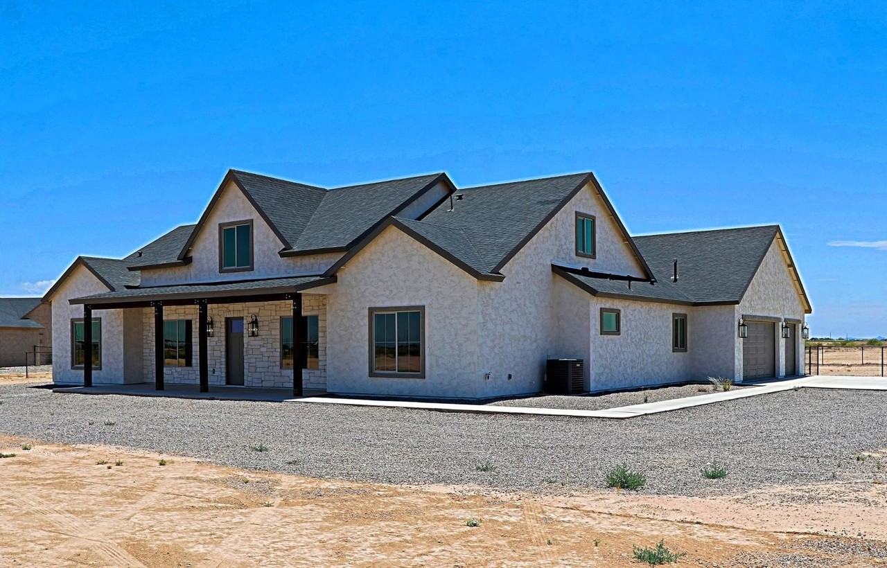 2351 E Cana Ln - Photo 3 of 50