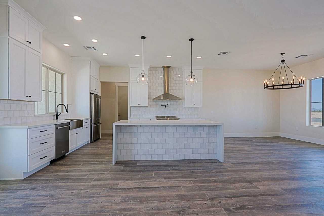 2351 E Cana Ln - Photo 4 of 50