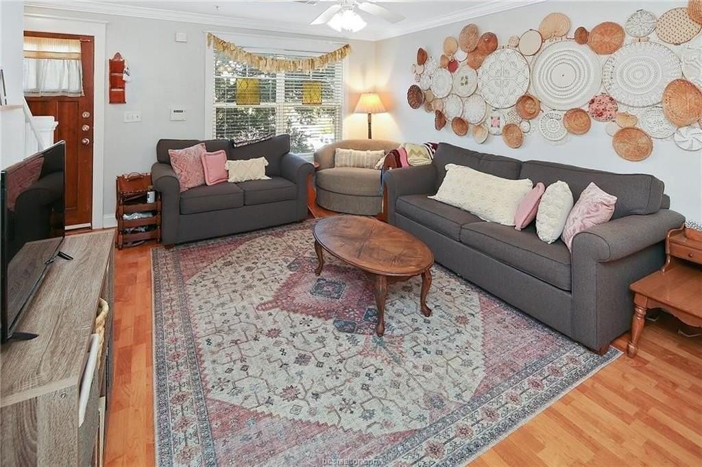 1725 Harvey Mitchell Pkwy S #1731 - Photo 4 of 26