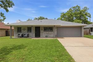 featured image of 3821 Brighton Dr