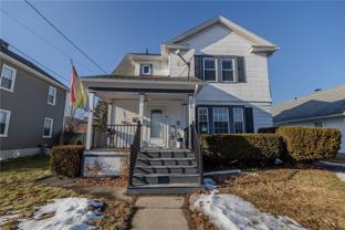 220 Kingsbury Ave - Photo 1 of 1