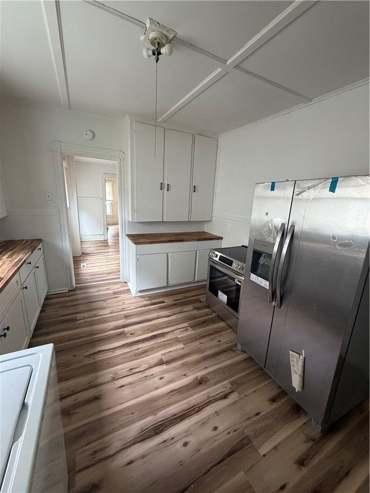 716 Spaulding St - Photo 2 of 6