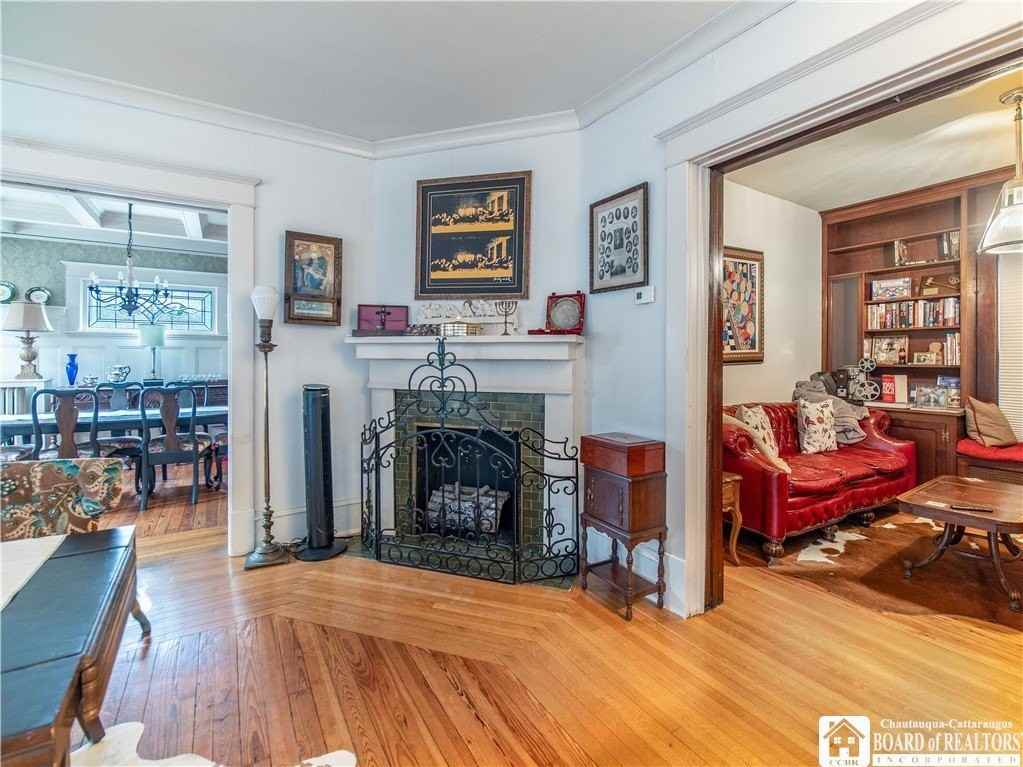 98 Forest Ave - Photo 5 of 50