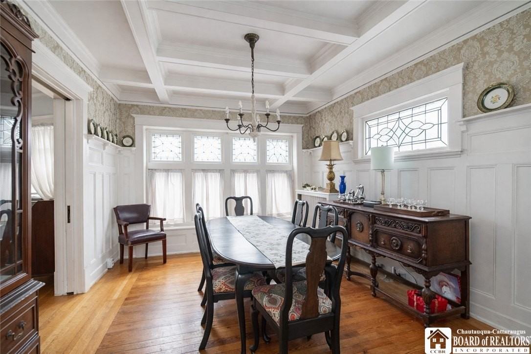 98 Forest Ave - Photo 7 of 50
