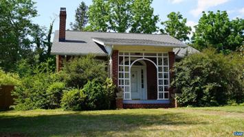 featured image of 191 Barbour St