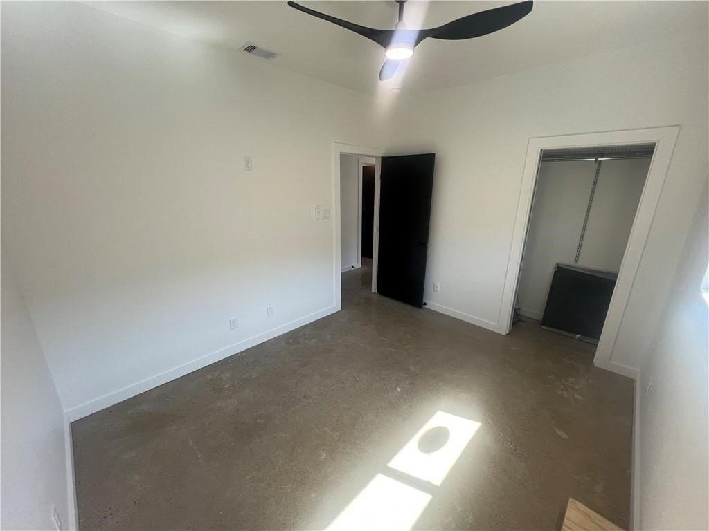 2706 Grace Cir #B - Photo 4 of 8