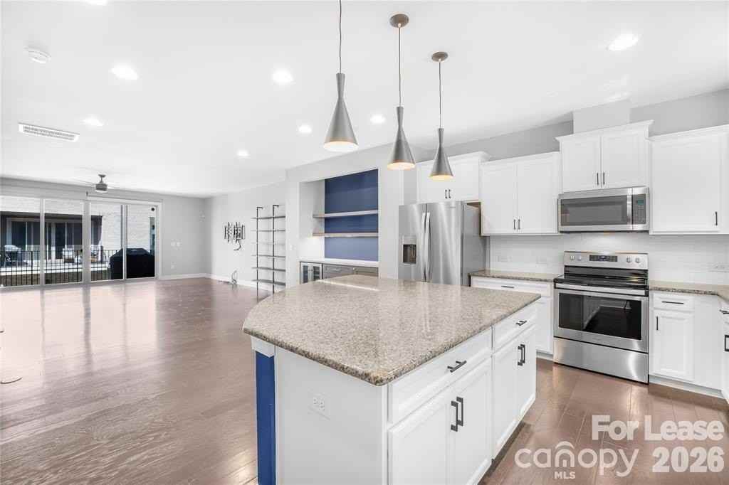 1228 Madison Towns Ln - Photo 3 of 25