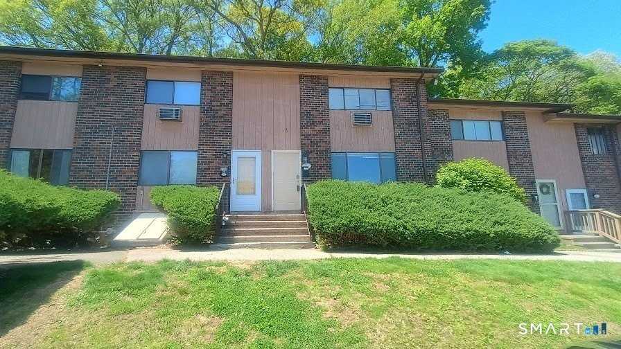 244 Oakville Ave #F - Photo 2 of 12