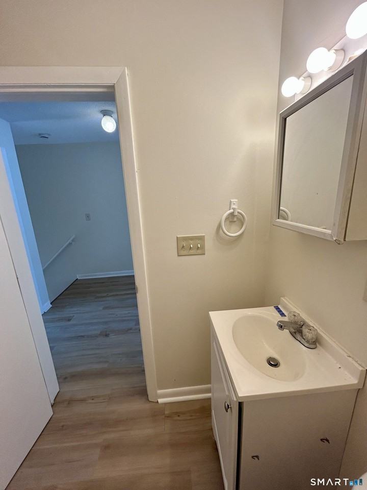 22 Spring St #B - Photo 7 of 11