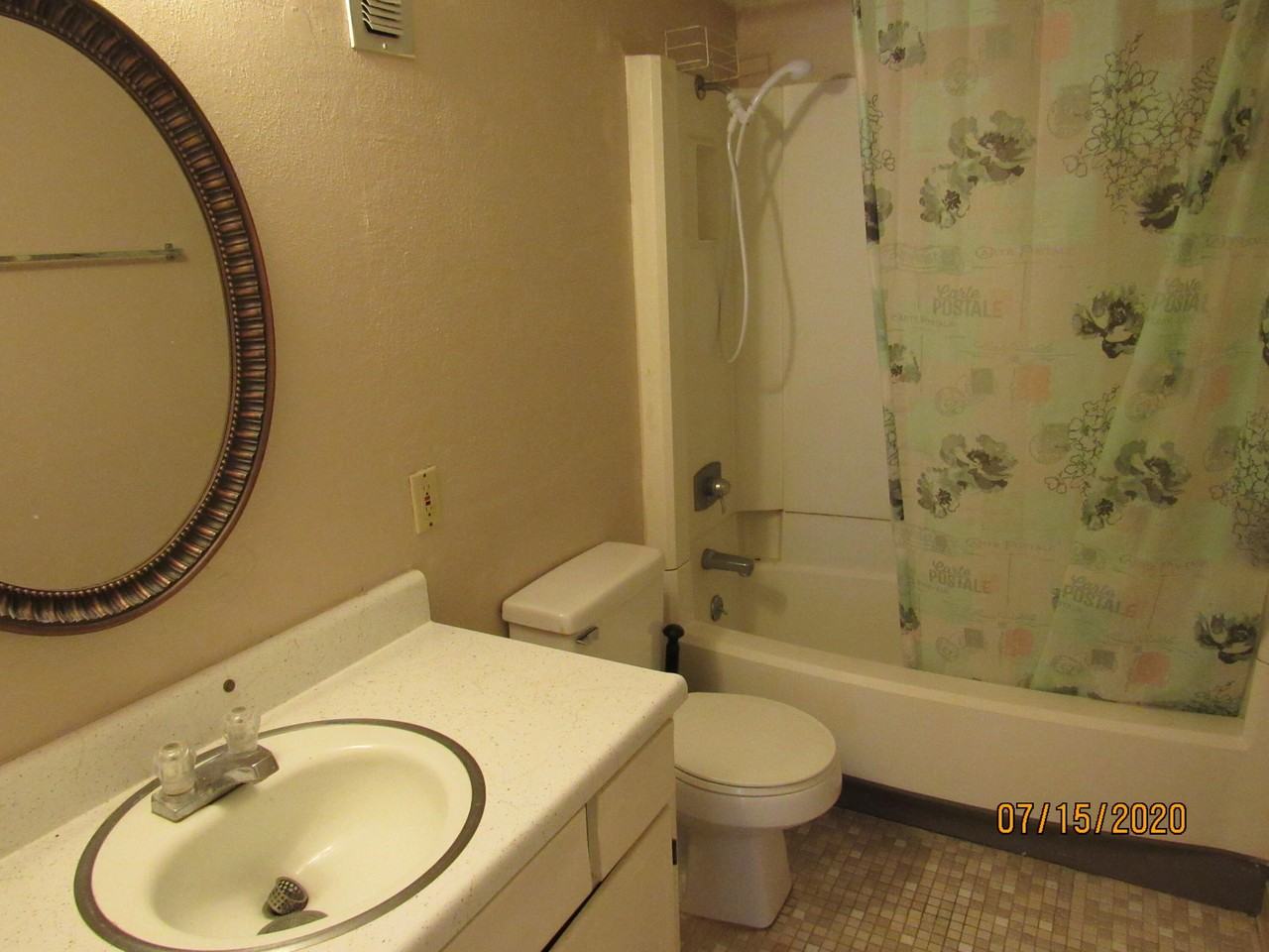 201 College Blvd E #21 - Photo 6 of 10