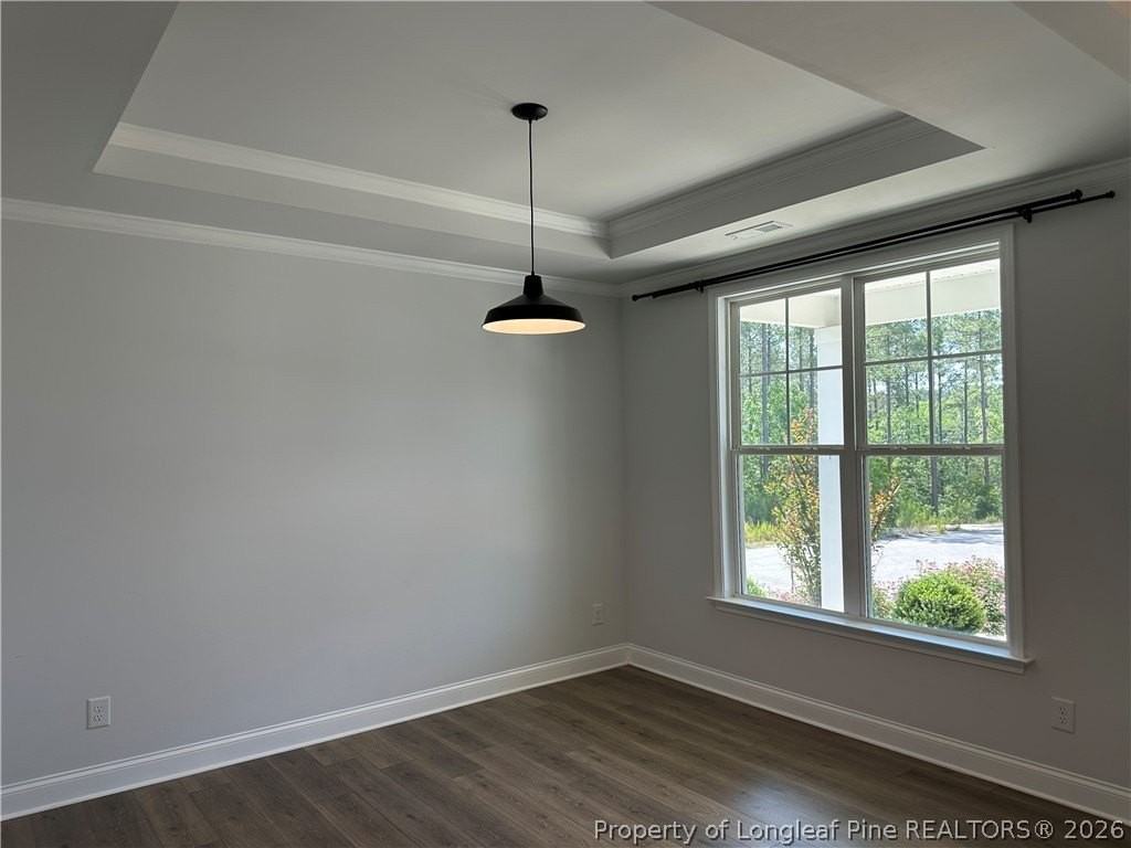 373 Kensington Dr - Photo 3 of 41