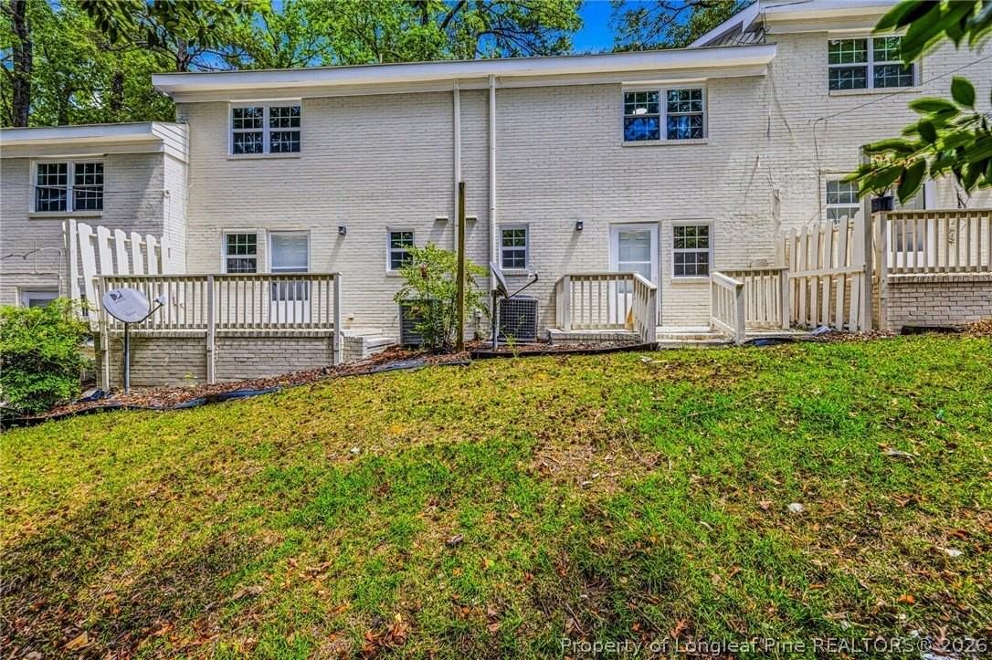 2436 Bragg Blvd - Photo 5 of 29