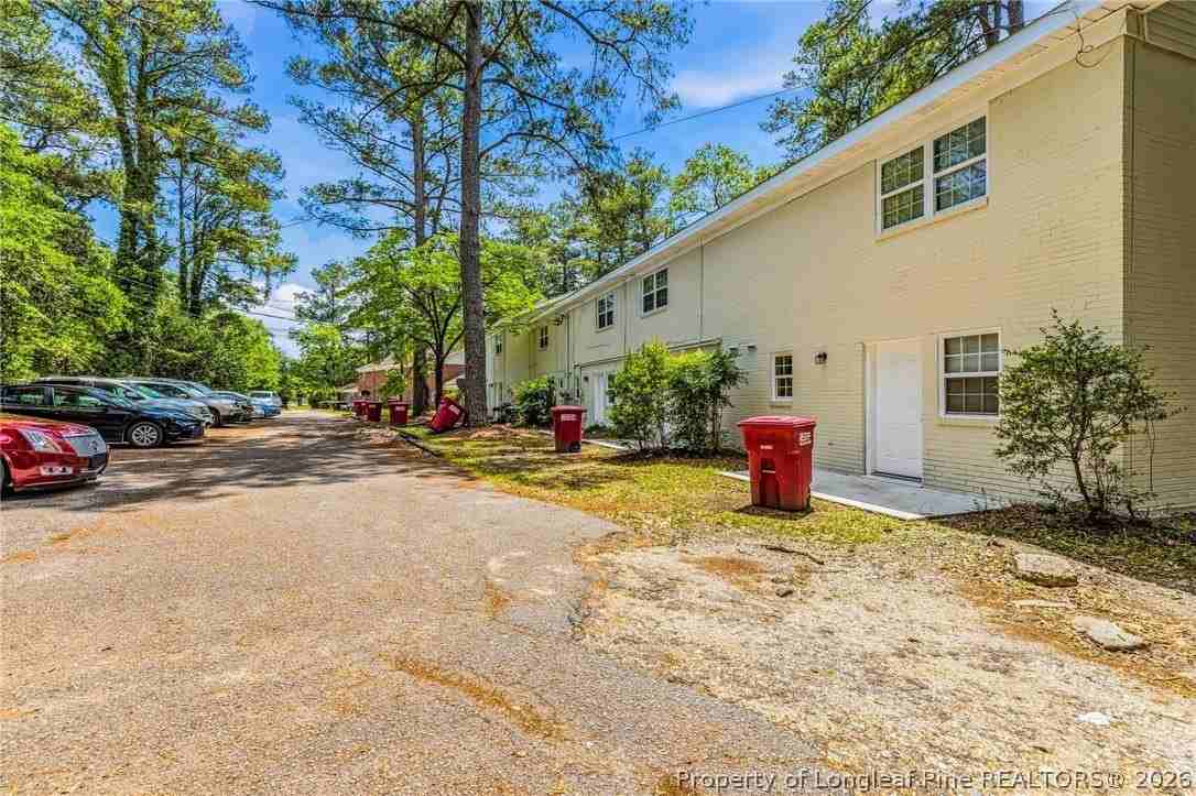 2326 Barrington Cir - Photo 5 of 28