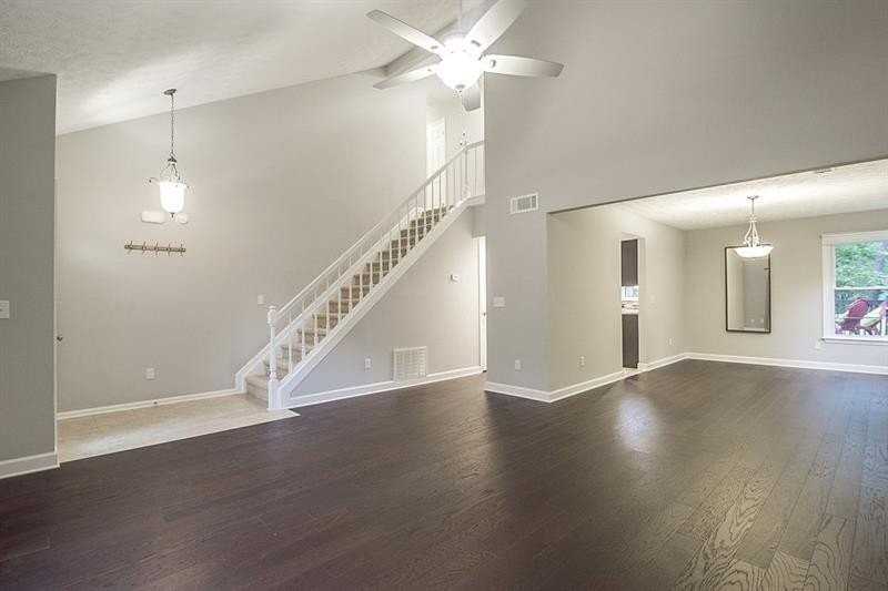 1351 Omie Way - Photo 3 of 22