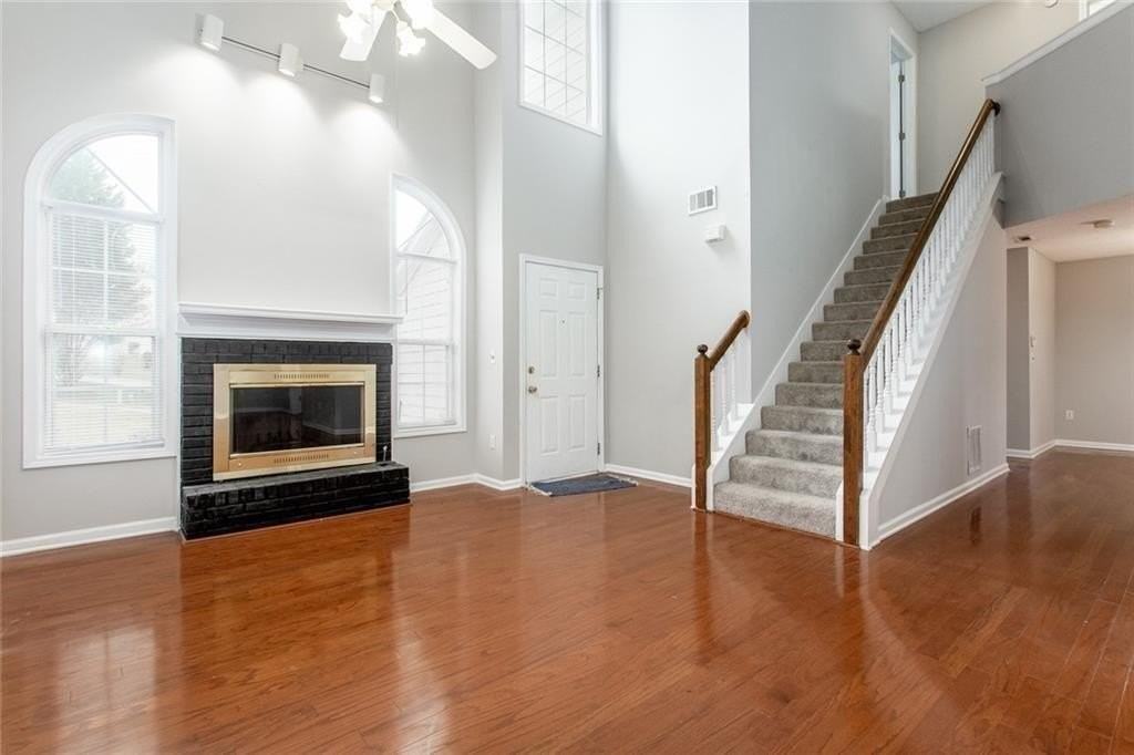 430 Auldon Ct Se - Photo 4 of 25