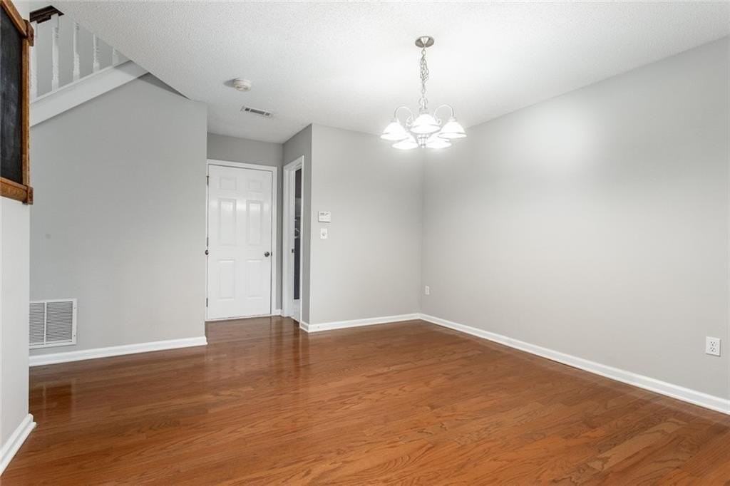 430 Auldon Ct Se - Photo 7 of 25
