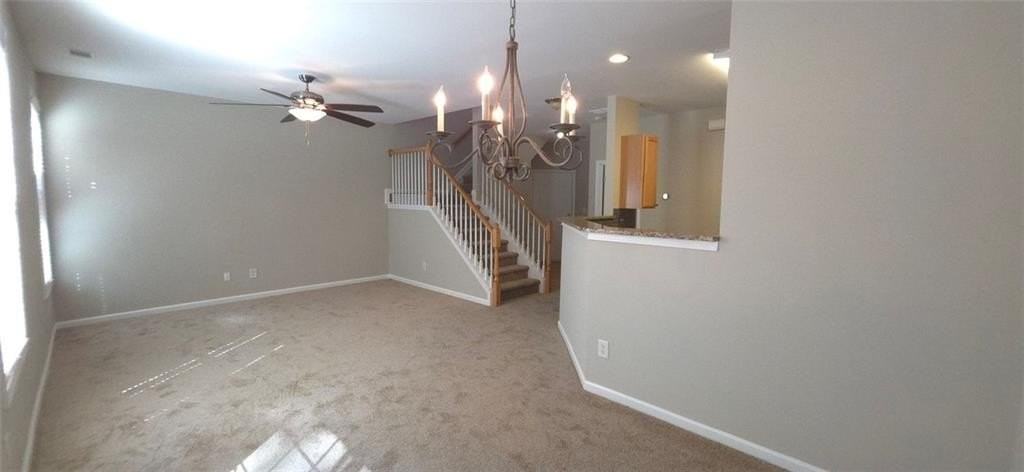 1122 Treymont Ln - Photo 2 of 17