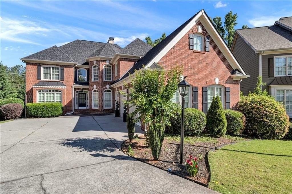 476 Wallis Farm Way - Photo 2 of 37