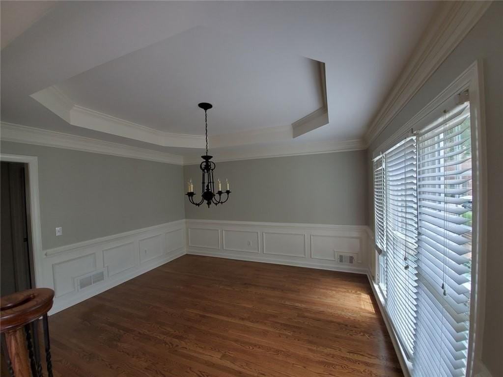3090 Walnut Creek Dr - Photo 3 of 17