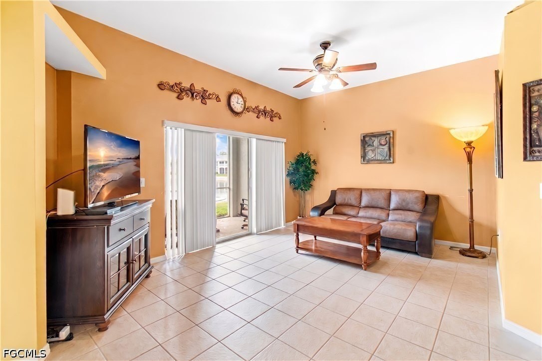 12141 Summergate Cir #102 - Photo 5 of 27