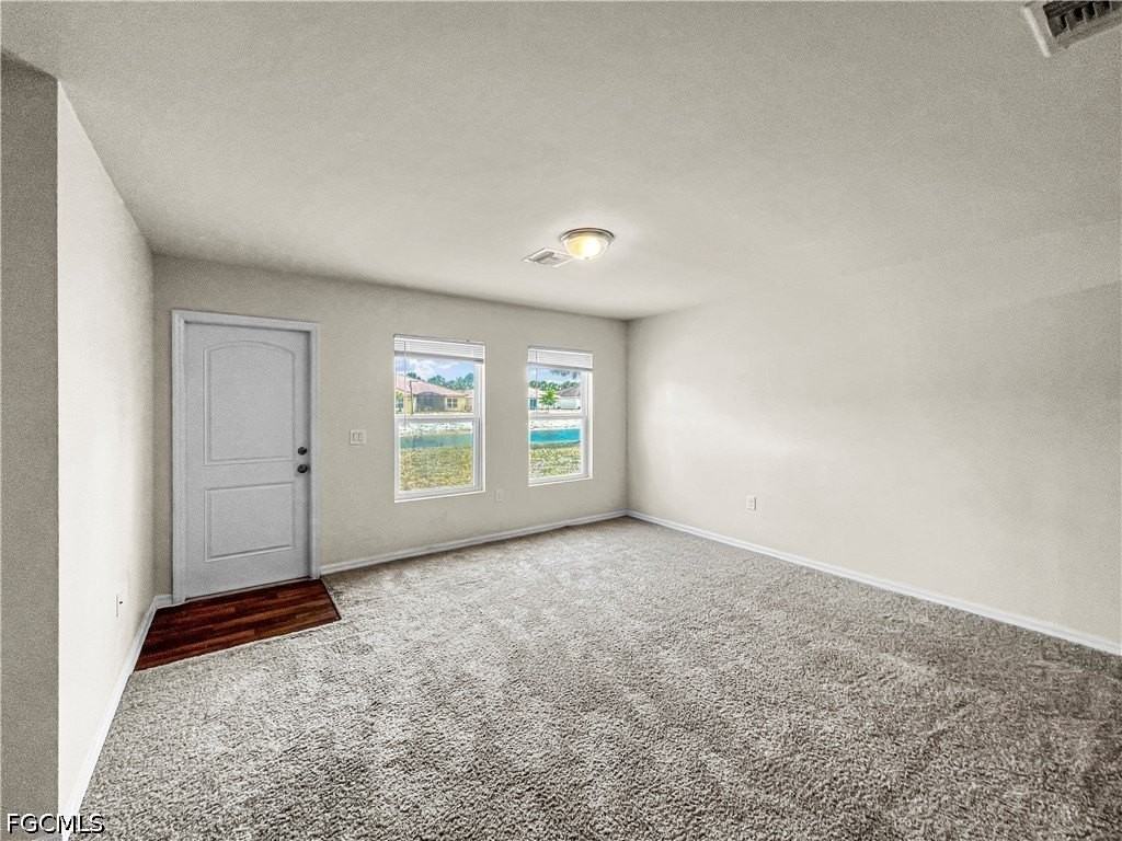 18321 Gibraltar Ln - Photo 5 of 40