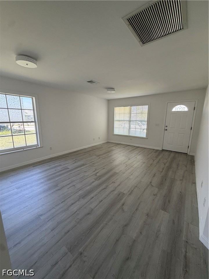 10625 Windsmont Ct - Photo 3 of 15