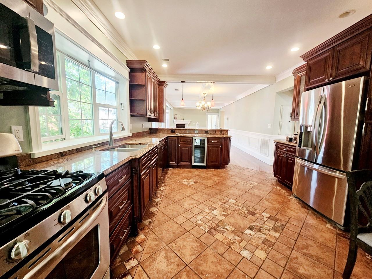 127 Nonantum St #3 - Photo 6 of 8
