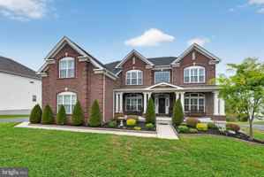 featured image of 1036 Matthew Way