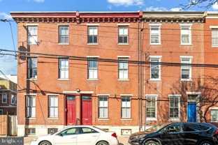 63032 N 17th St #5 - Photo 1 of 1