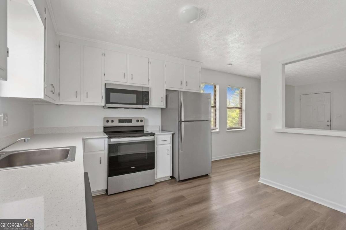 233 Tanglewood Dr #B - Photo 7 of 16