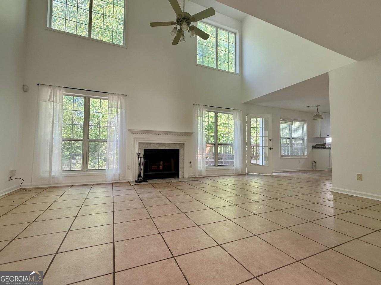 2700 Woodbine Hill Way - Photo 4 of 28